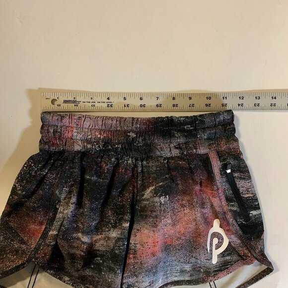 Lululemon Women's Tracker Athletic Outdoor 4" Inseam Running Yoga Short Size 4 - Picture 8 of 11